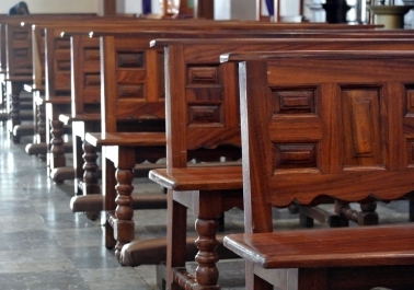 Chapel Pews: A Timeless Addition to Your Worship Space sidebar image